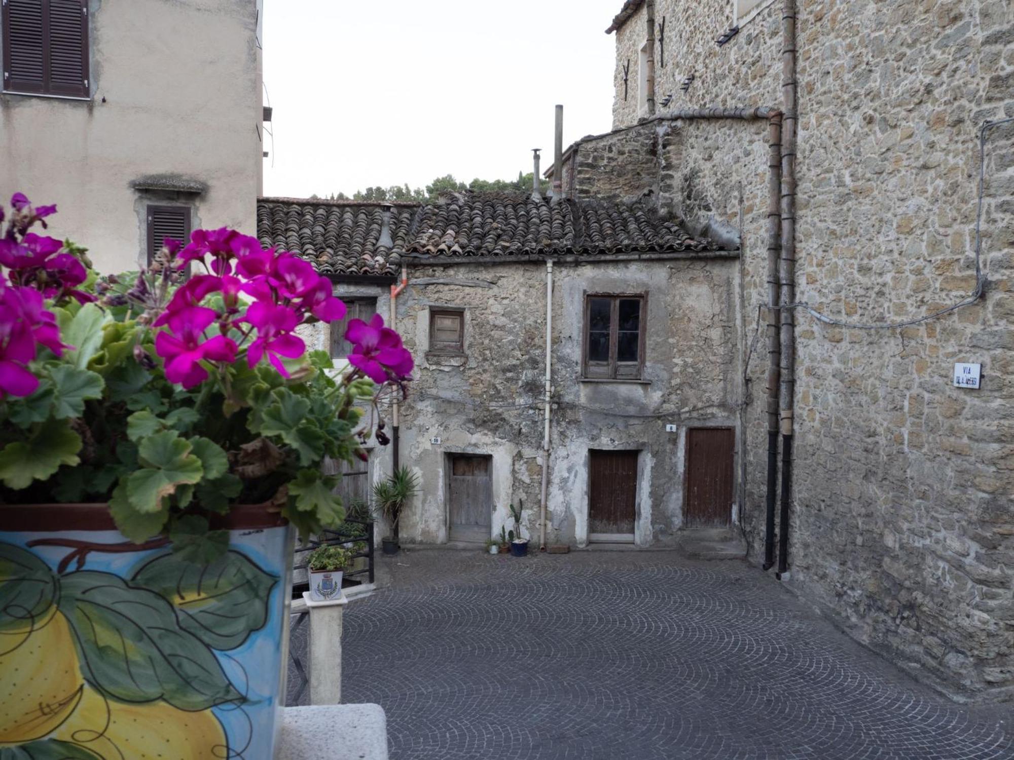 La Casa Della Nonna Apartment Cammarata Luaran gambar
